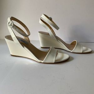 Dream ankle strap Prada sandals ⭐️